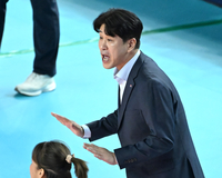 “실력이다”…3세트 ‘8연속’ 실점, 김종민 감독의 단호한 진단 [현장인터뷰]