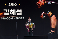 [포토]골든글러브 수상 소감 밝히는 키움 김혜성