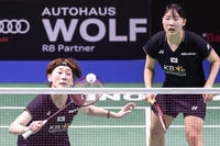 ‘日 킬러’ 이소희-백하나, ‘시즌 왕중왕전’ 3연승 4강행 신바람 [BWF 월드투어 파이널]