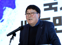 [포토] 인사말 하는 김택규 대한배드민턴협회장