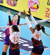 [포토]‘모마를 뚫어라!’ 김연경