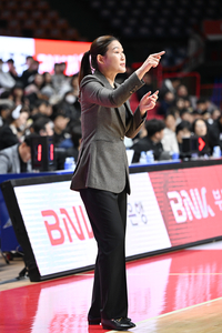 다시 연승 도전 BNK 박정은 감독 “박지현 수비가 관건”[SS경기브리핑]