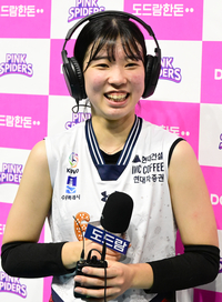 “긴장 안한 것 같다”는 수장에, “해요!” 외친 19세 신인 세터의 잊지 못할 ‘선발 데뷔전’ [현장인터뷰]