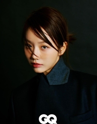 서른살 혜리 “한해를 떠올리며 ‘반짝’ 하는 게 있으면 잘 보냈다 싶다”