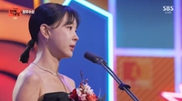 이지혜, 여자 최우수상 수상 “♥문재완 만나서 모든 일 잘 풀려.. 결혼 출산 추천해” [SBS 연예대상]