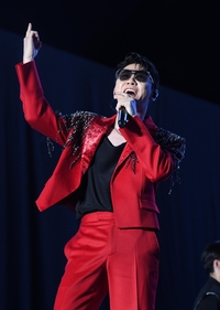 [포토]서울가요대상 2관왕 영탁의 폼 미친 무대