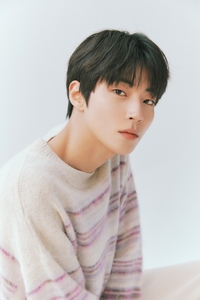 황인엽, 오랜 매니저와 신생 기획사에서 새 출발…“지원 아끼지 않겠다”[공식]