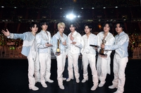 [포토]NCT 드림, 서울가요대상 2년 연속 대상!