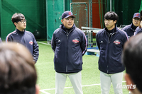 “롯데, 좌투수 필승조 필요” 주형광 투수코치, ‘진해수-임준섭-김진욱’ 라인업 탄생시키나[SS집중분석]