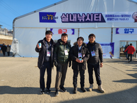 홍천군청 루어 동호회, 성공축제를 기원하며 자원봉사