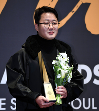 [포토] ‘최강야구’, 퍼스트브랜드 대상 스포츠예능 부문 프로그램상 수상  