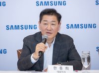 삼성전자, CES 2024서 대표이사 간담회 열어 “핵심 기능 AI 적용…새로운 디바이스 경험으로 혁신” 강조