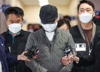 우리은행, ‘700억 횡령’  형제 2심 징역 15년·12년