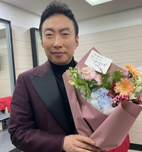 ‘기부천사’ 박명수, 청각장애 아동에 9번째 소리 선물…1억 원 이상 후원