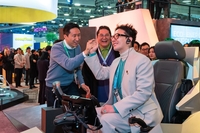 지드래곤, 亞 최초 스피어 공연→‘오너 3세’ 회동…글로벌 컴백 신호탄?[SS스타]