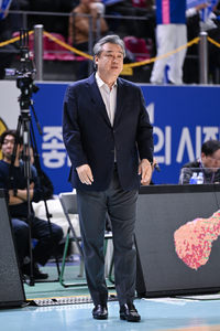 신한은행에 발목 잡힌 삼성생명 임근배 감독 “리바운드 20개나 뒤지면...” [SS리뷰]