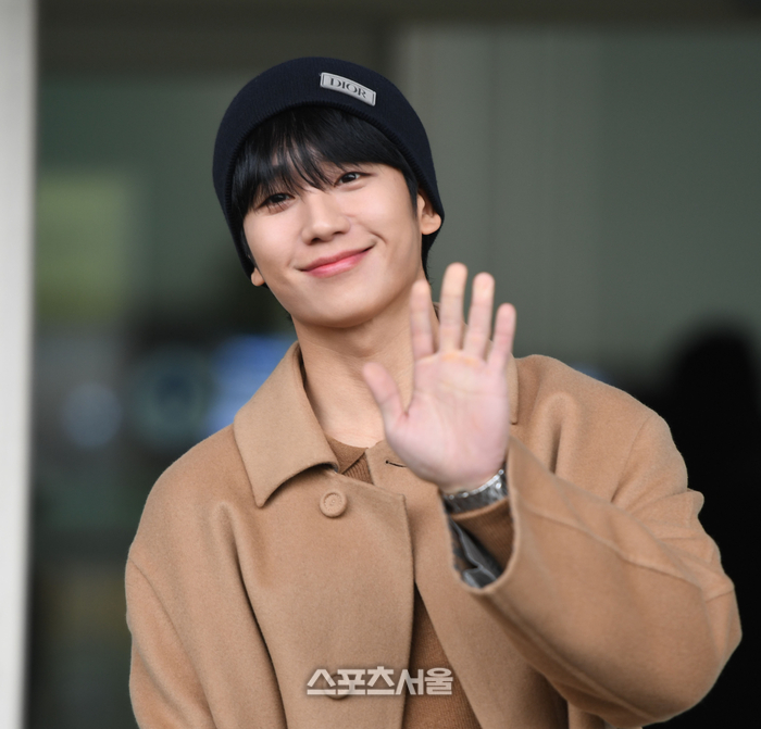 정해인 디올 컬렉션 출국 현장