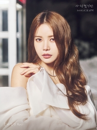 “담담하게 꾸밈없게” 솔라, 5년 9개월 만 ‘솔라감성’ 신곡 발매(일문일답)