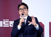 [포토] 조진웅 ‘날 것 같은 모습 기대하시라’