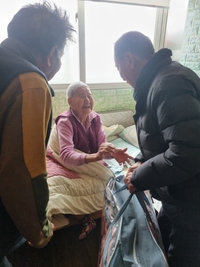 원주시 소초면 노인회, 100세이상 장수어르신 7명에게 선물 증정