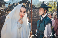 최고 시청률 11%…이하늬의 배꼽 잡는 코믹 연기, 축구 중계에도 당당히 1위 (밤에 피는 꽃)