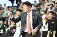 마레이 공백 절감한 LG 조상현 감독 “마레이 빨리 돌아왔으면...” [SS리뷰]