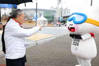 [포토] 유인촌 장관 ‘강릉 페스티벌 사이트’ 방문...뭉초 화이팅