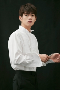 류의현, 이장우·이미숙과 한솥밥 먹는다…후너스 전속계약 [공식]