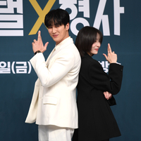 [포토] 안보현, 박지현 ‘활약이 기대되는 경찰커플’