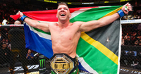 뒤 플레시, 남아공 최초 UFC 챔피언 등극