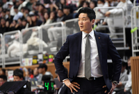 [포토]SK 전희철 감독, 심판 판정이...