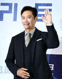 이병헌 “노희경 작가 신작 출연 NO, ‘오겜2’ 프런트맨에 올인”