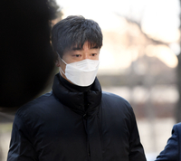 [속보] ‘배임수재 의혹’ KIA 김종국·장정석 구속영장 기각