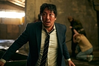 조진웅·김희애도 올드하네…겉멋·허세만 가득한 ‘데드맨 [SS무비]