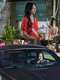 ‘LTNS’ 이솜, 극과 극의 비주얼로 궁금증 자극…결말 어떨까