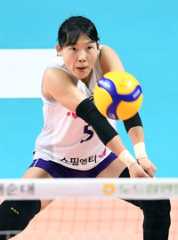 [포토]흥국생명 김해란의 서브 리시브