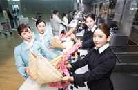 韓문화 전도사 대한항공, 설맞이 ‘복조리 걸기’···한해의 福 담는다