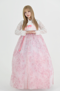 [포토] 빌리 하루나 ‘고운 한복 자태로 새해 인사’