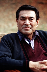 1960년대 간판 미남배우 남궁원, 폐암 투병 중 별세. 향년 90세.