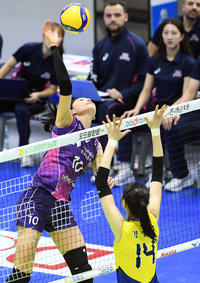 [포토]흥국생명 김연경의 타점 높은 공격