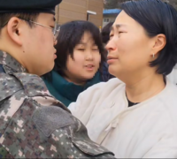 정은표 子 정지웅, 눈물의 수료식... 훈련소 소대장 거쳐 “고생해 보겠다” 수색대 지원