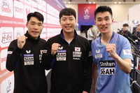 신유빈 ‘눈물’, 전지희가 ‘닦아줬다’...‘원팀 코리아’ 남녀 3연승 합창 [2024 부산세계탁구선수권]