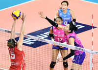 [포토]터치 아웃 만드는 흥국생명 김연경