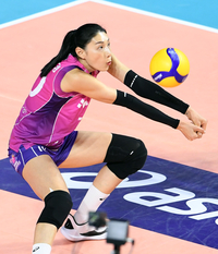 [포토]서브 리시브 하는 흥국생명 김연경