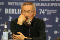 김민희는 없었다…베를린 영화제 참석한 홍상수 감독 “나도 내가 무슨 영화 만드는지 몰라”