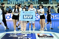 상무, 충남 28-26으로 꺾고 8연패 탈출 성공 [핸드볼H리그]