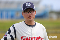 롯데, 일본 오키나와서 24~25일 지바롯데 교류전…롯데 박세웅 vs 구속 164㎞ 사사키 로키 선발 맞대결 주목