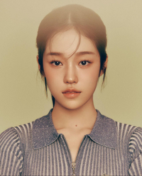 노윤서, ‘힙하게 핀 꽃 한송이’... 캐주얼함 속 결점 없는 이목구비