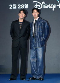 [포토]‘로얄로더’로 호흡 맞추는 이준영-이재욱
