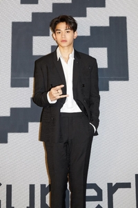 ‘사생활 논란’ 루카스 “엔시티 멤버들에게 미안해”…복귀하나